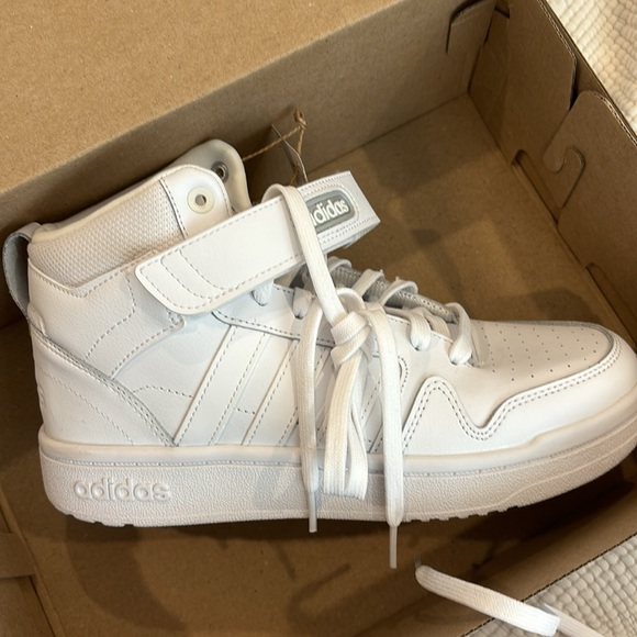 Brand New in Box Adidas Postmove Mid Cloudform Shoes - Picture 4 of 4